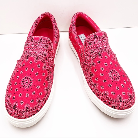 🆕{Steve Madden} Coulter Red Paisley Print Slip-On Sneakers - Picture 8 of 16